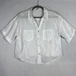 Passport Womens XL White Eyelet Cotton Crochet Button Down Short Sleeve Cropped